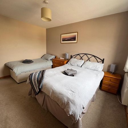 Taigh Nam Piobaireach Apartment Balivanich Ngoại thất bức ảnh